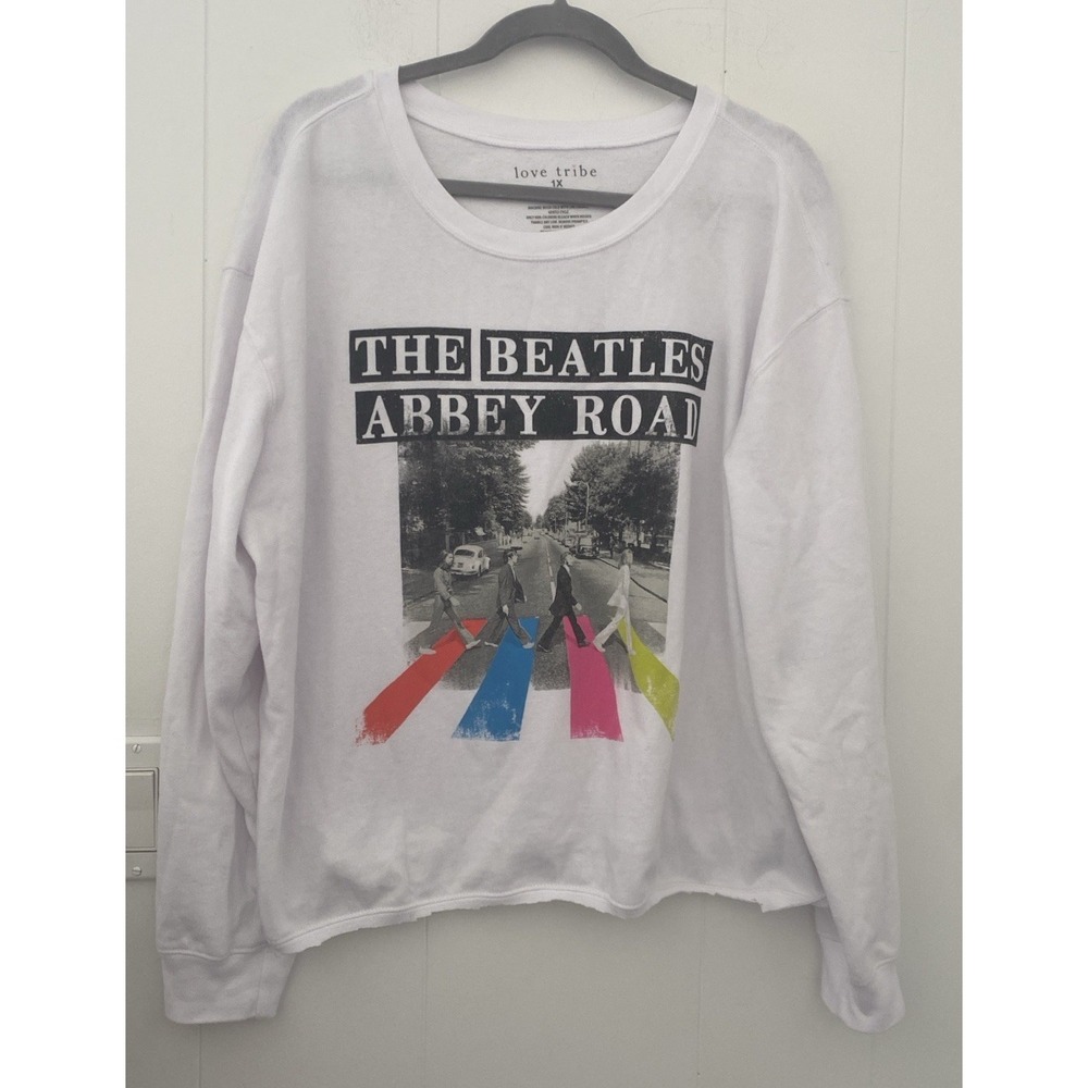 Love Tribe The Beatles Abbey Road Graphic Sweatshirt Womens Plus 1X White Fleece